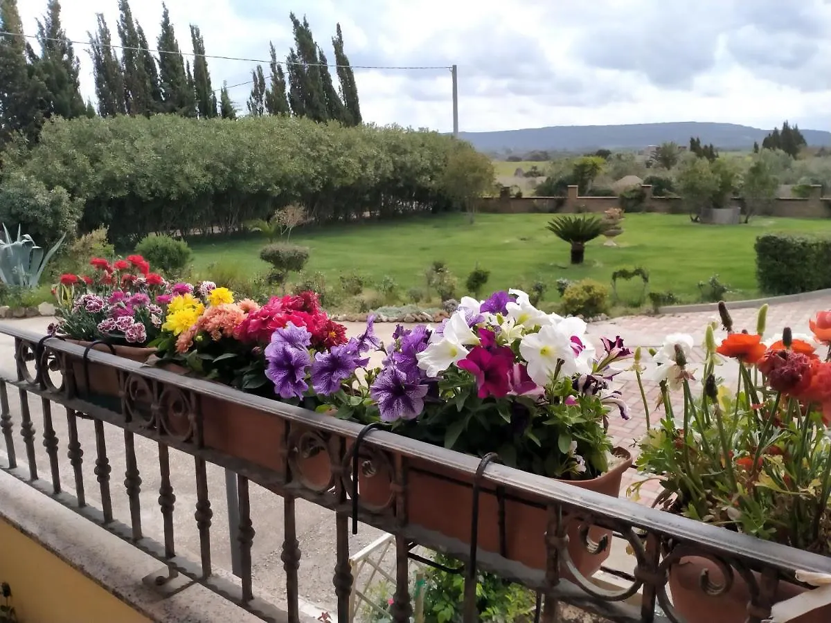 Appartement Il Giardino Delle Rose A à Olmedo 0*,