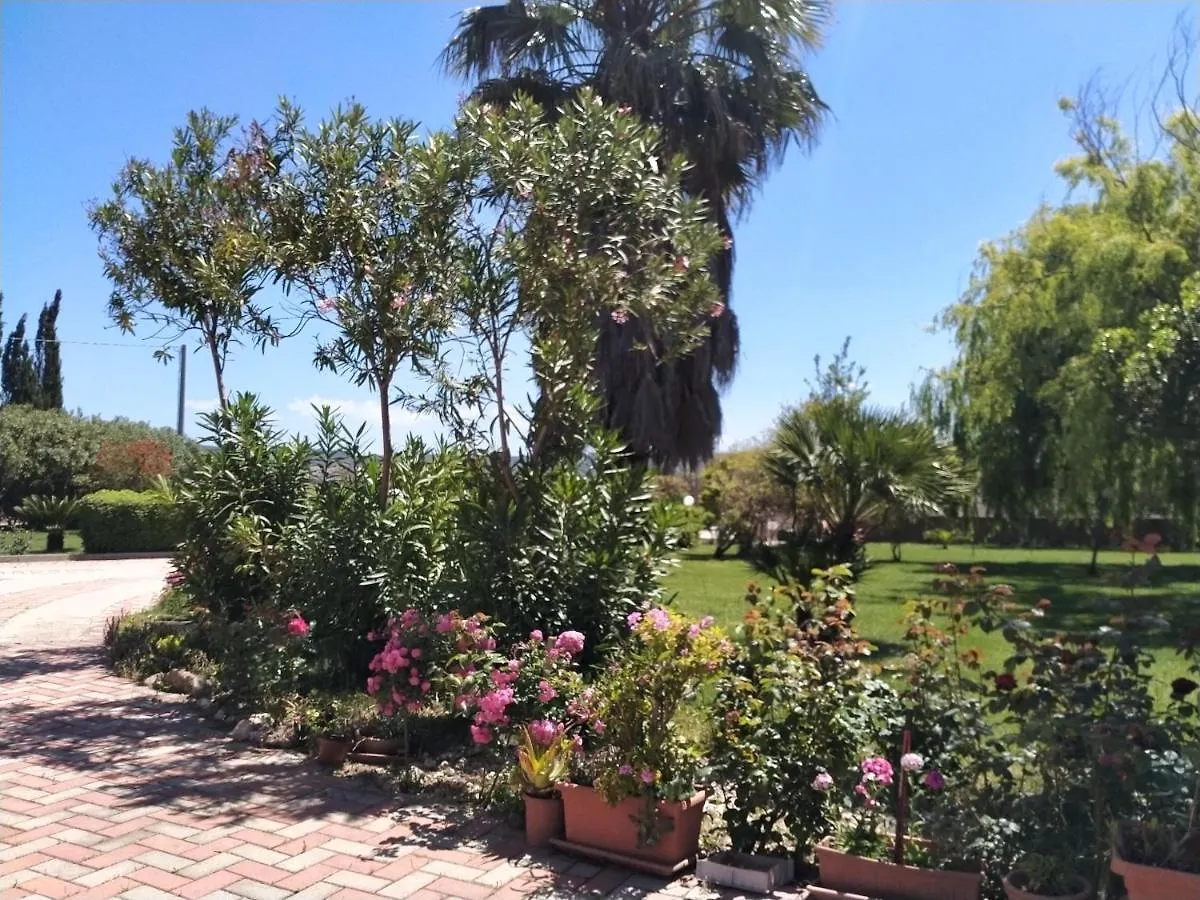 Appartement Il Giardino Delle Rose A à Olmedo 0*,  Italie